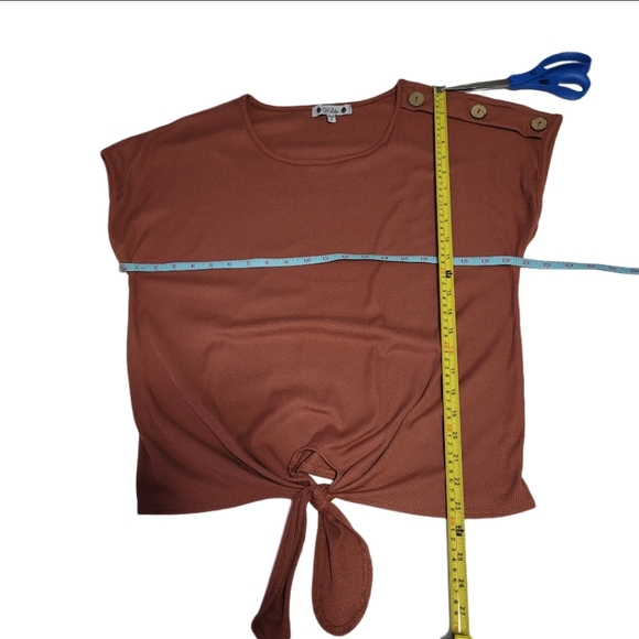 Wilde Women's Size M Tie-Knot Cap Sleeve Pullover Top - Picture 5 of 5